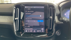 Volvo XC40 2.0 B4P Ultra Dark 5dr Auto Petrol Estate